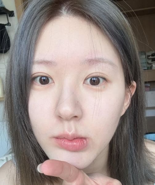 Cách trang điểm môi như Triệu Lộ Tư