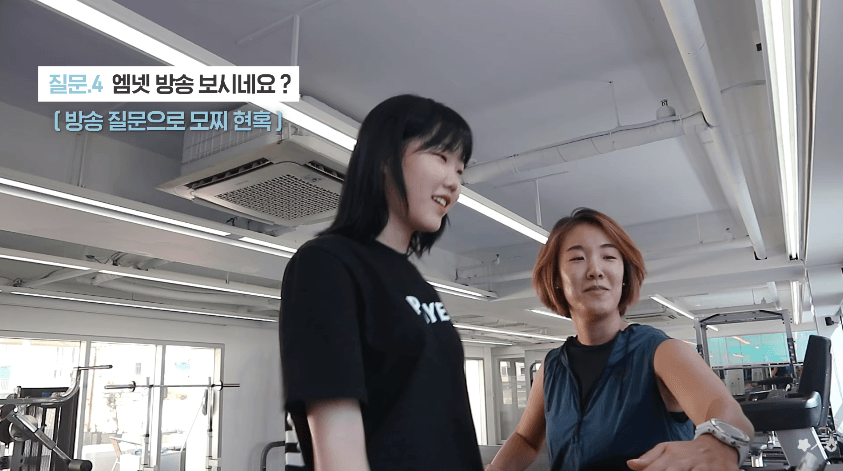 Bí quyết giảm cân của Lee Suhyun là kết hợp ăn uống với chế độ tập luyện hợp lý