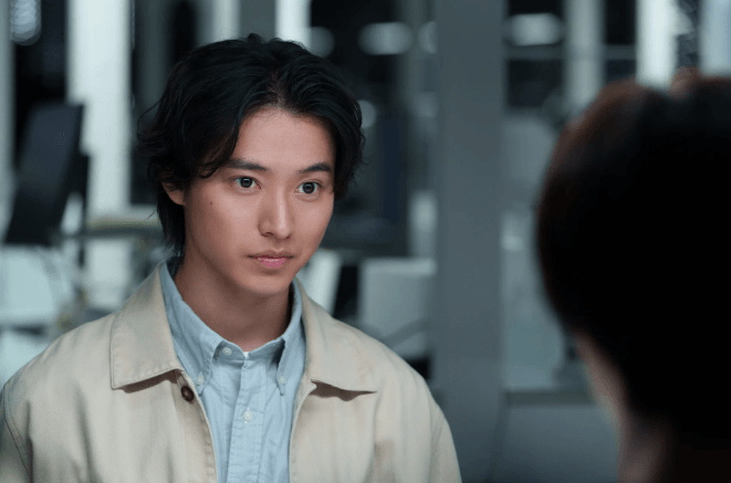 Kento Yamazaki là diễn viên nam Nhật Bản đẹp trai