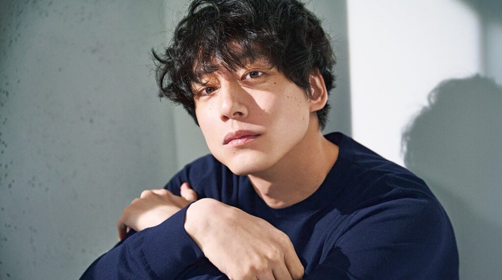 Nam diễn viên Nhật Bản Sakaguchi Kentaro
