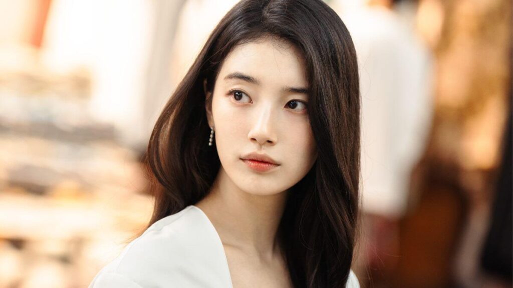Nữ diễn viên Suzy