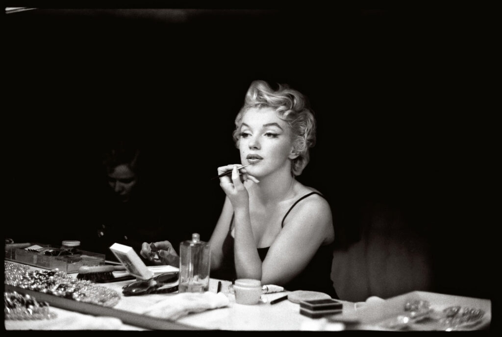 10 bộ cánh thời trang của Marilyn Monroe kinh điển nhất 10 bộ cánh thời trang của Marilyn Monroe kinh điển nhất
