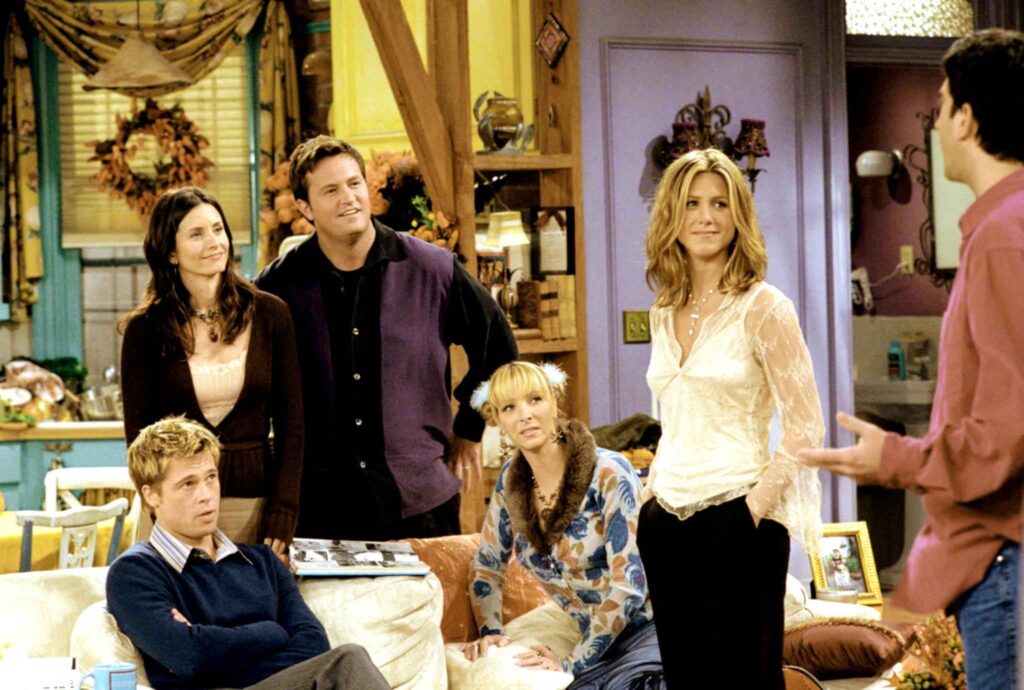 Brad Pitt từng xuất hiện với vai trò khách mời trong một tập phim Lễ Tạ ơn của loạt phim “Friends” 
