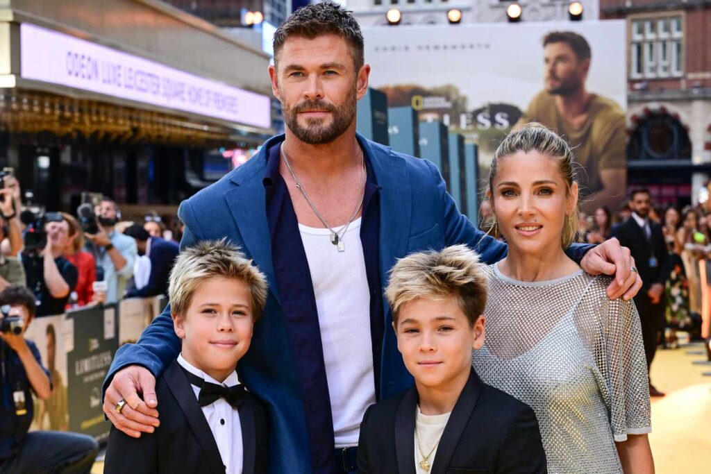 Chris Hemsworth và bà xã Elsa Pataky cùng 2 cậu con trai