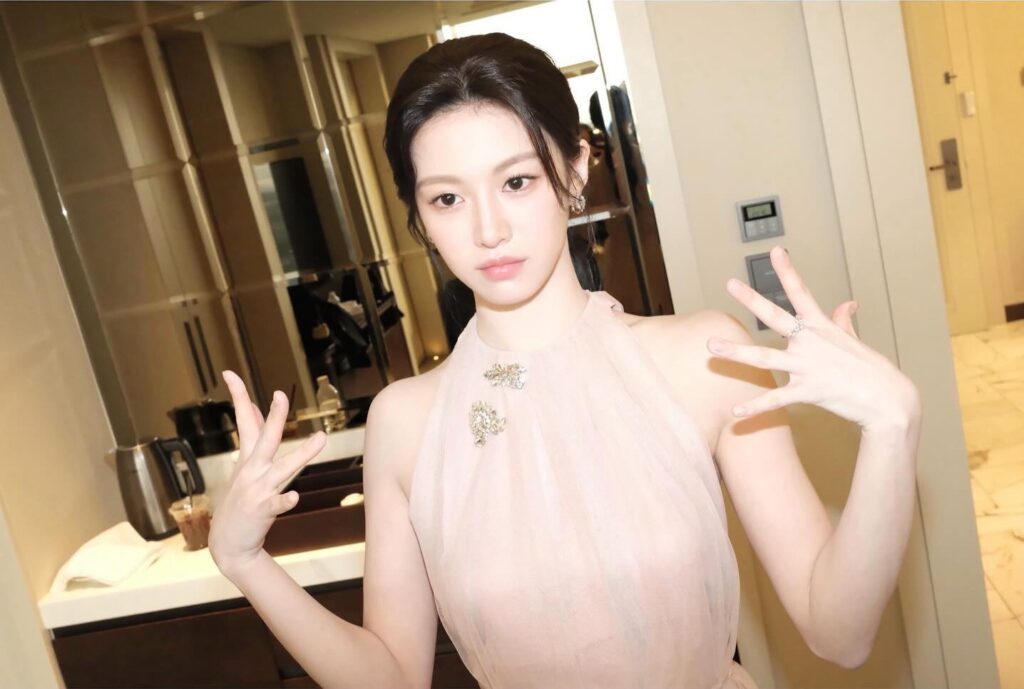 Go Youn Jung tại Lễ trao giải Rồng Xanh