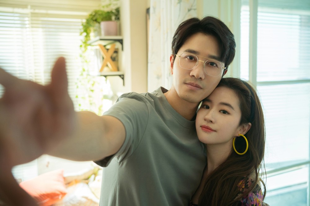 Lưu Diệc Phi và Bành Quán Anh lộ bằng chứng hẹn hò