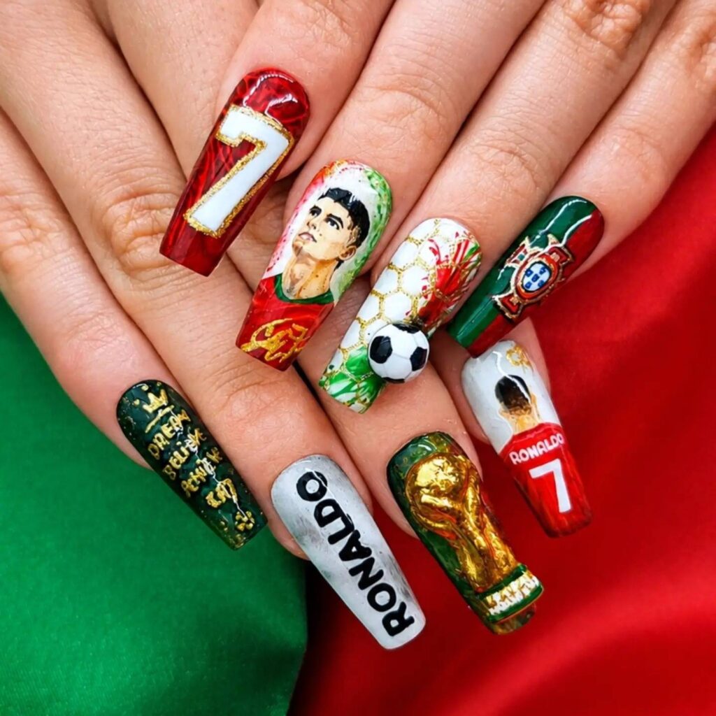 Mẫu nail Cristiano Ronaldo